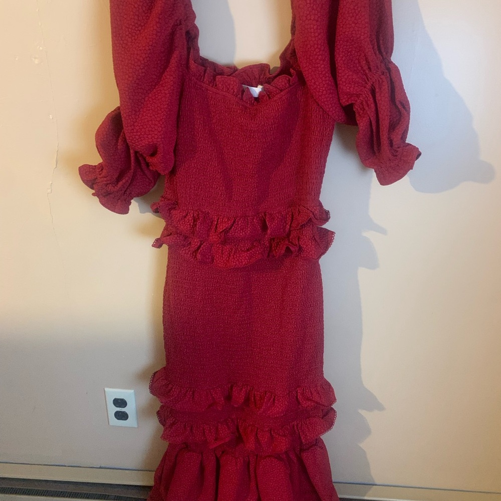 Elegant Red Ruffled Dress